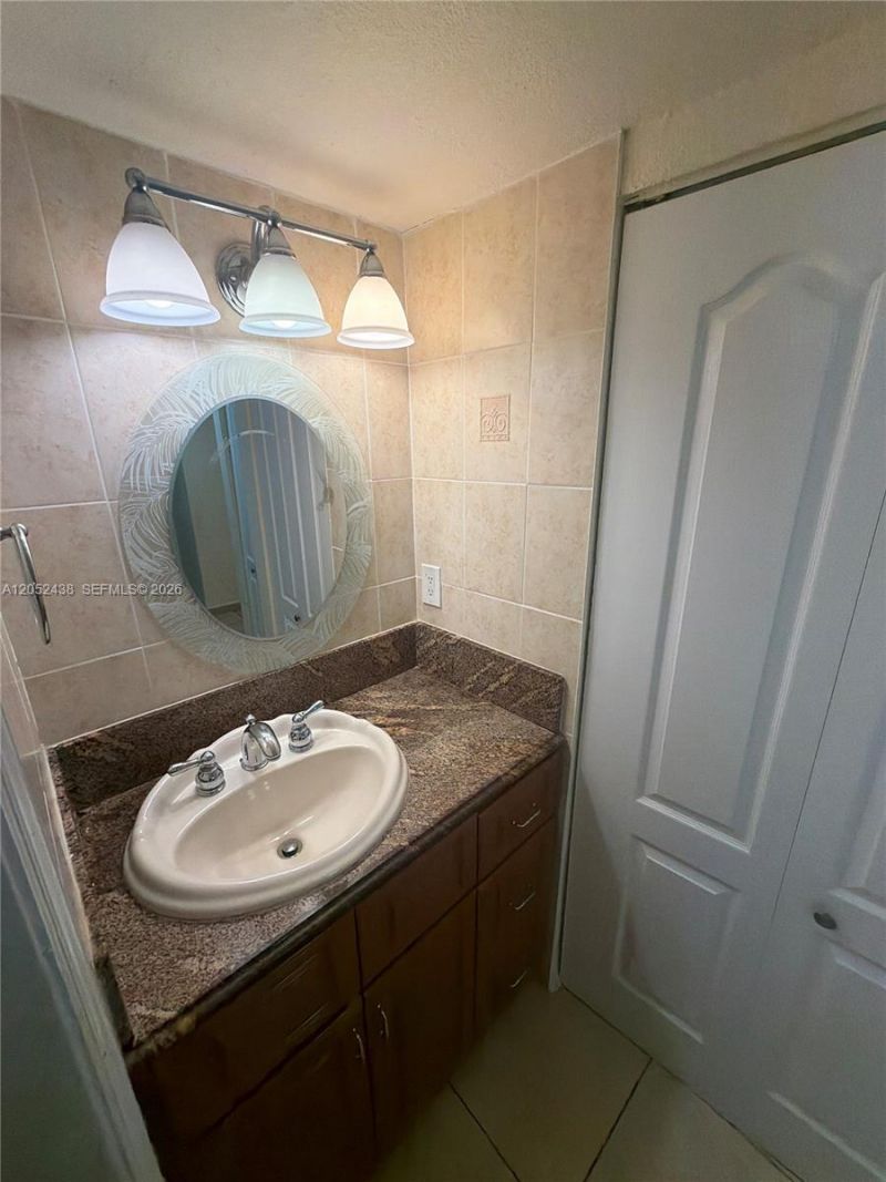 1101 SW 122nd Ave, Unit 106, Miami, FL 33184 Photo