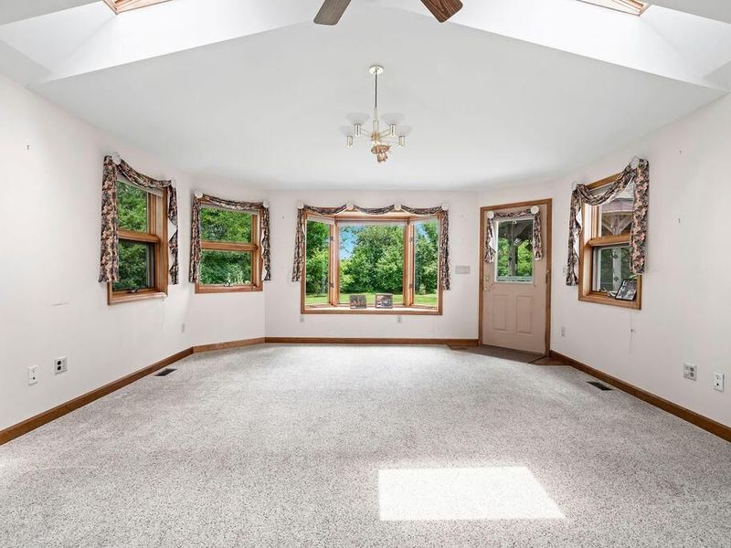 4898 Sharon Avenue , Columbus, OH 43214 Photo 14