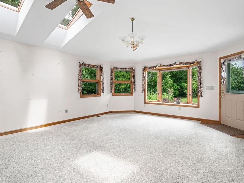4898 Sharon Avenue , Columbus, OH 43214 Photo 15