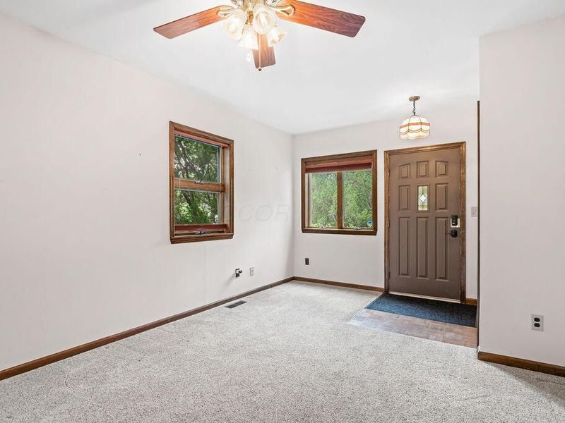 4898 Sharon Avenue , Columbus, OH 43214 Photo 6