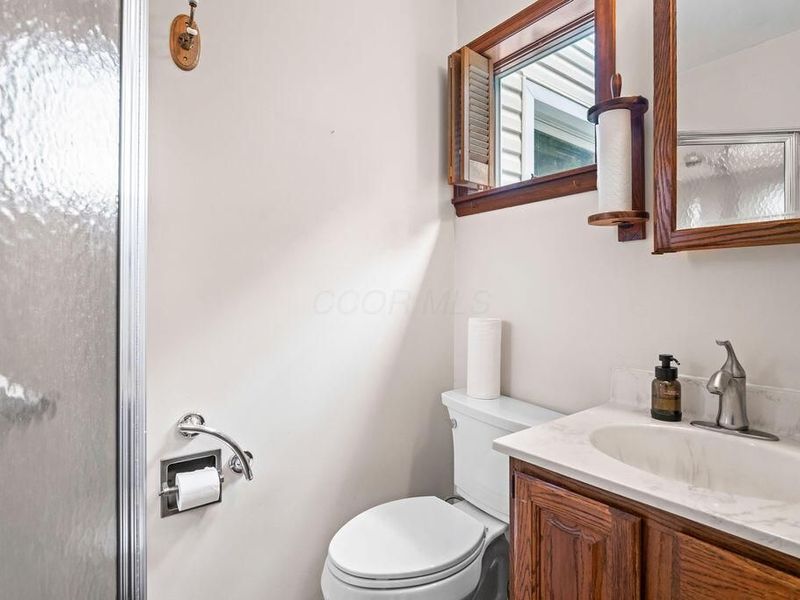 4898 Sharon Avenue , Columbus, OH 43214 Photo 9