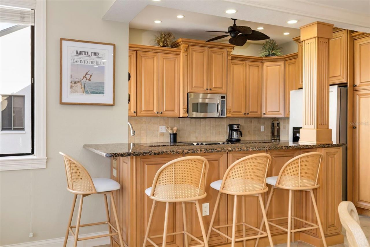6263 Midnight Pass Road, Unit 403, Sarasota, FL 34242 Photo