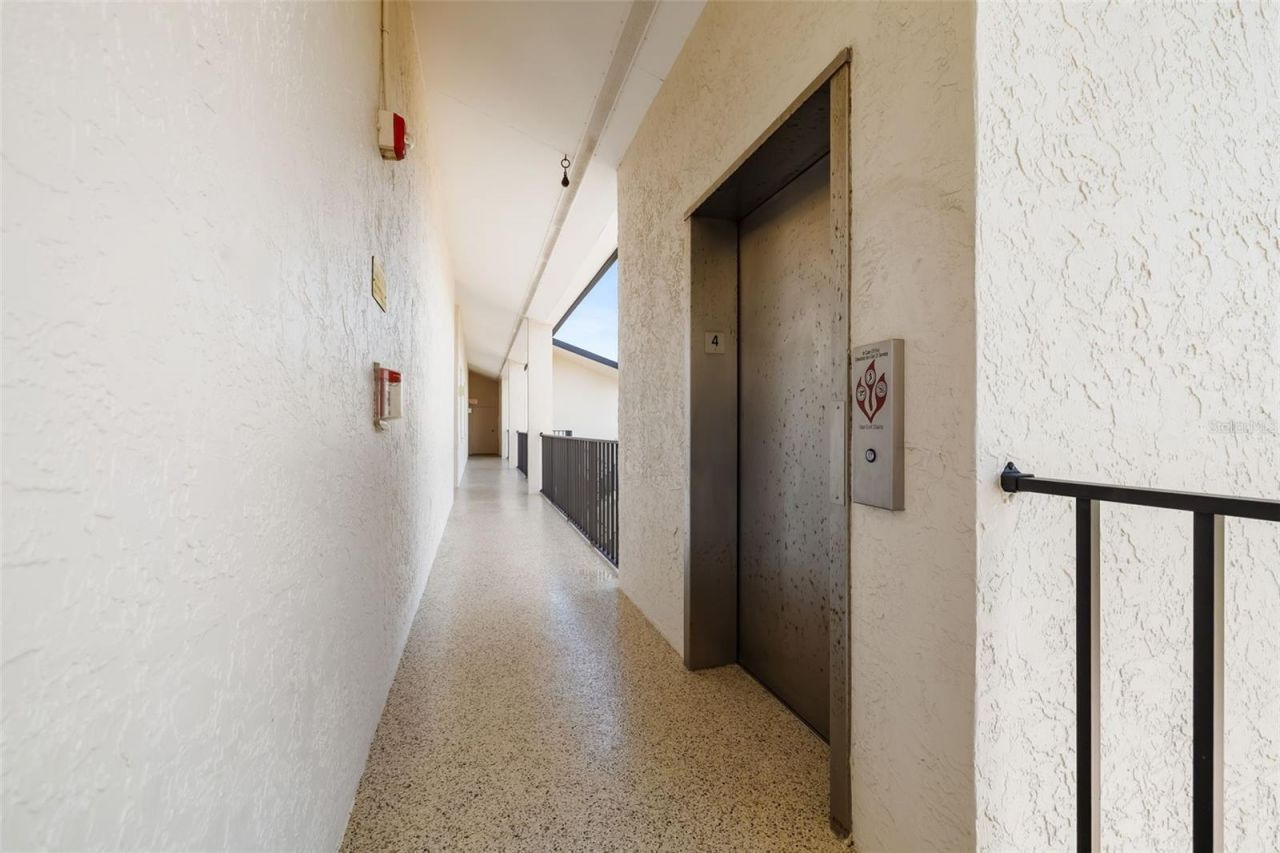 6263 Midnight Pass Road, Unit 403, Sarasota, FL 34242 Photo