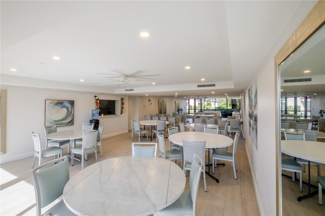 6263 Midnight Pass Road, Unit 403, Sarasota, FL 34242 Photo