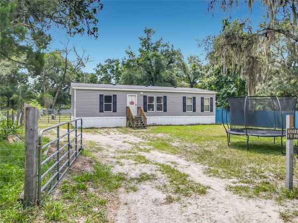 40628 PALM DRIVE , EUSTIS, FL 32736