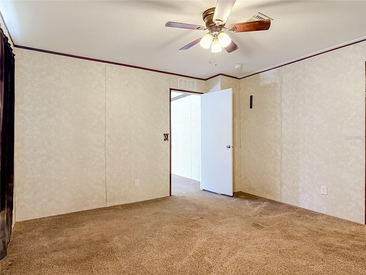 40628 Palm Drive , Eustis, FL 32736 Photo