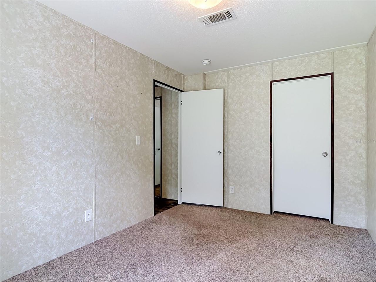 40628 Palm Drive , Eustis, FL 32736 Photo
