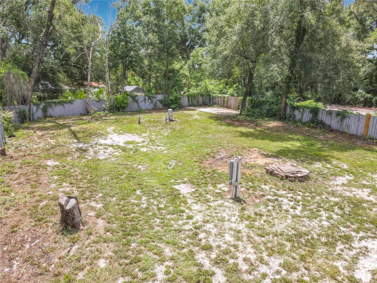 40628 Palm Drive , Eustis, FL 32736 Photo