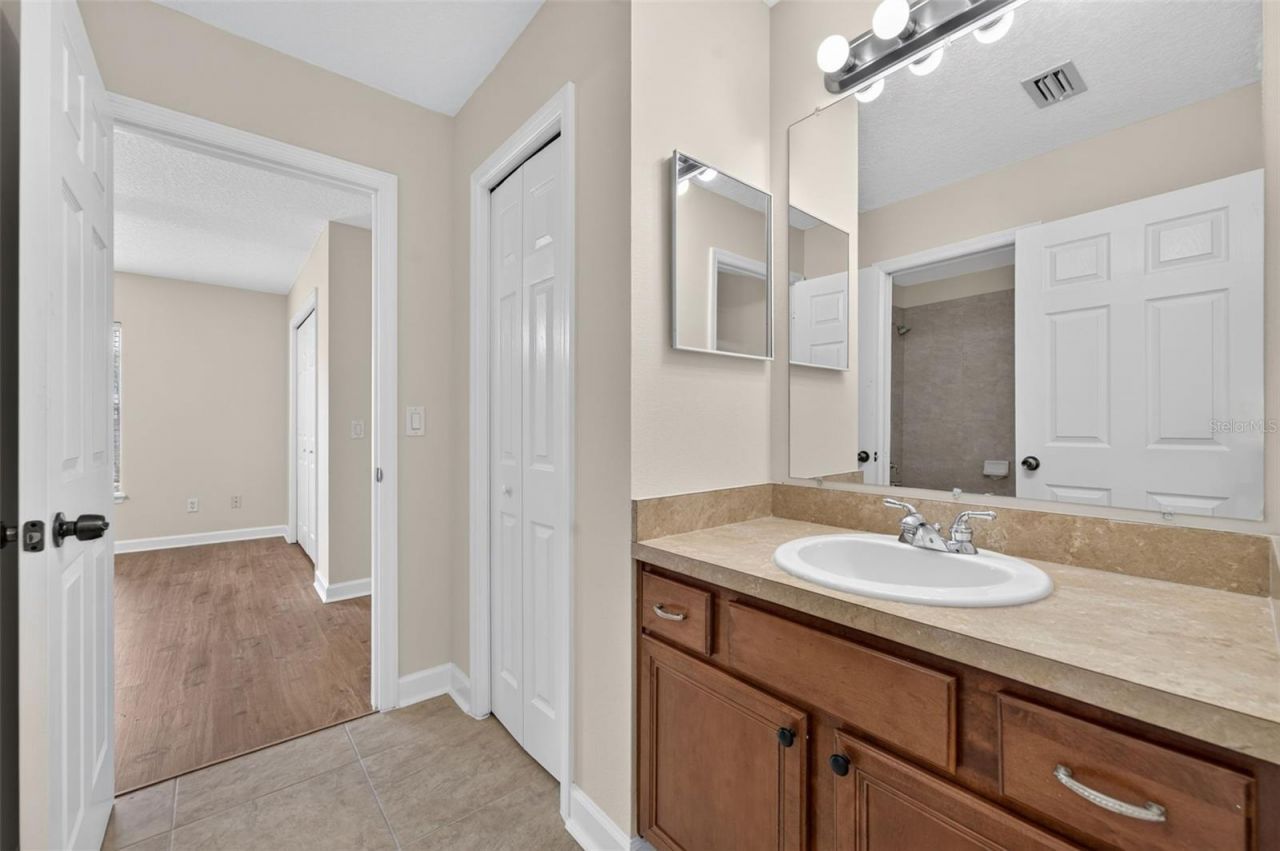 166 W 11th Street, Chuluota, FL 32766 Photo