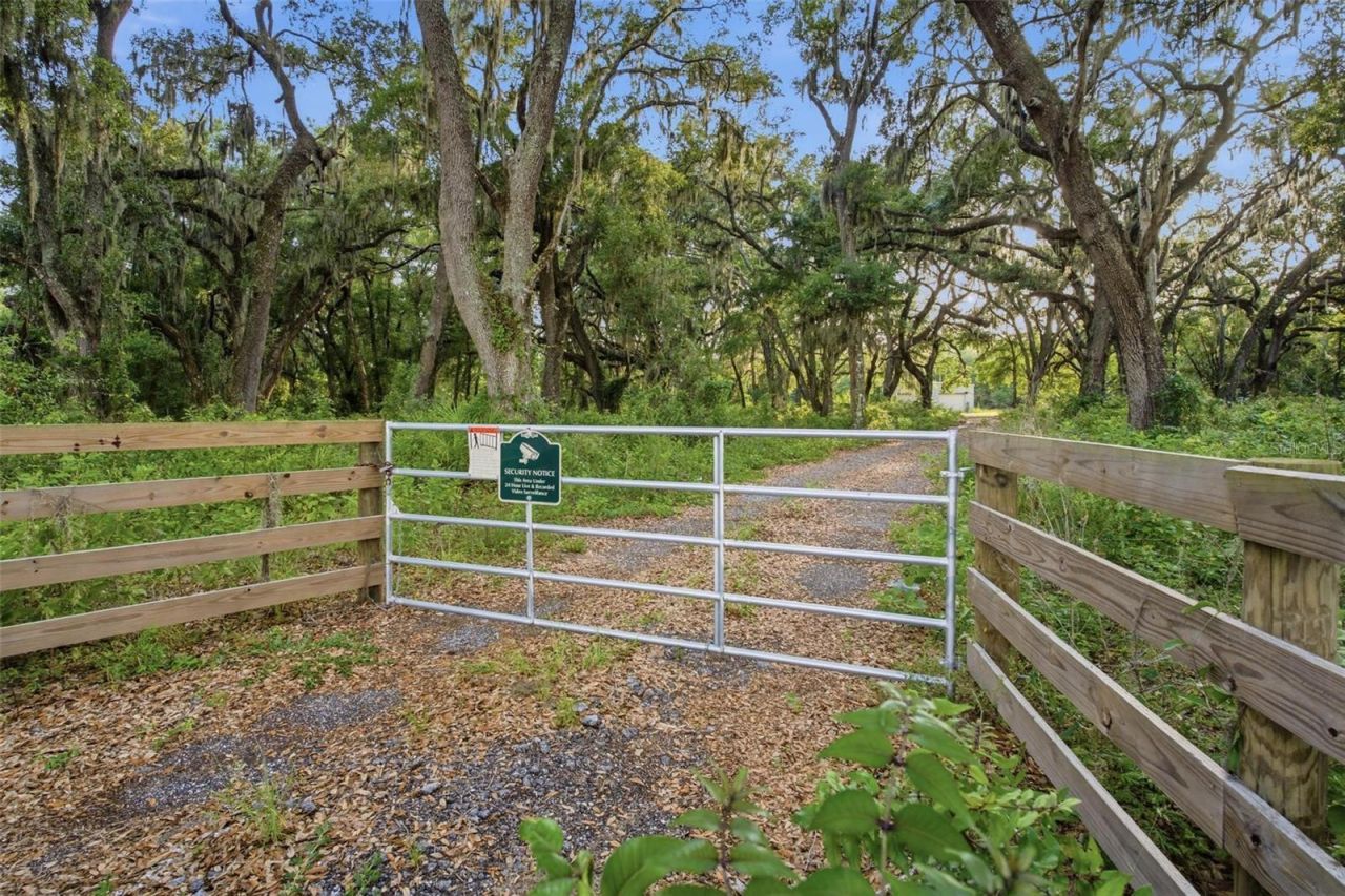 7112 Marsh Bend Trail , Wildwood, FL 34785 Photo