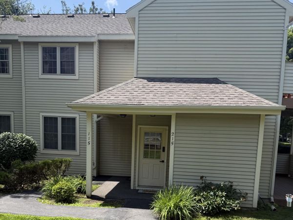215 Monmouth Way, Clifton Park, NY 12065
