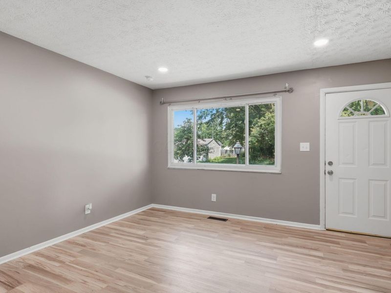 2331 Dunning Court, Columbus, OH 43219 Photo 7