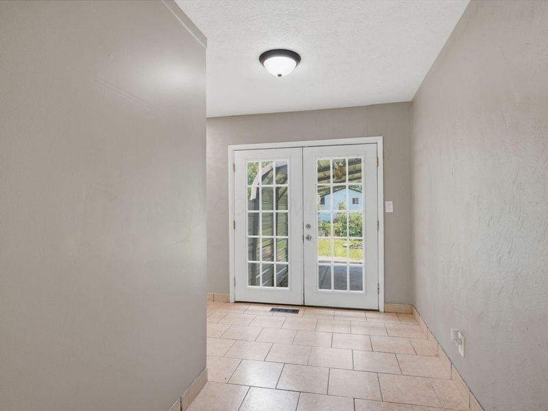 2331 Dunning Court, Columbus, OH 43219 Photo 9