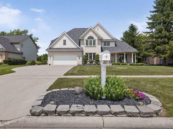 1414 Sheffield Drive , Bowling Green, OH 43402