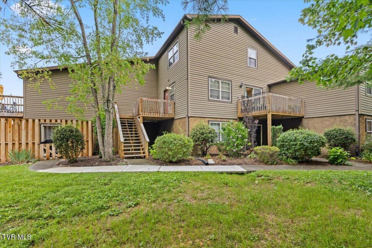 514 Pilgrim Court, Unit B, Johnson City, TN 37601 Main Photo