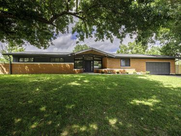 3273 Saxon Drive, Lexington, KY 40503