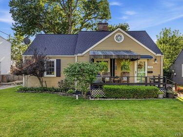 1278 E Park Road, Grand Island, NY 14072