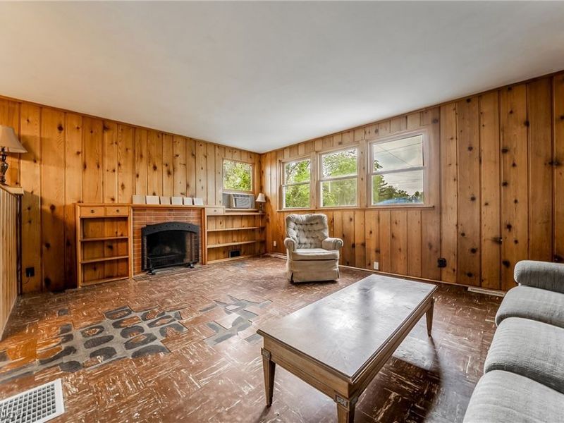 65 Parkwood Drive, Shelby, OH 44875 Photo 4