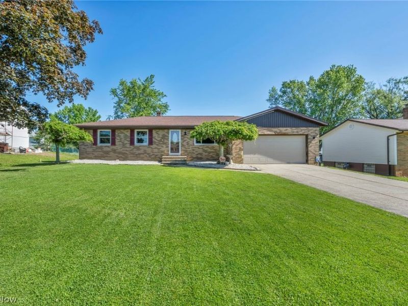 4195 Regal Avenue, Brunswick, OH 44212 Photo 2