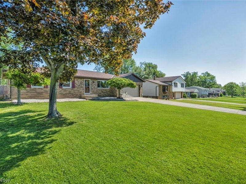 4195 Regal Avenue, Brunswick, OH 44212 Photo 3
