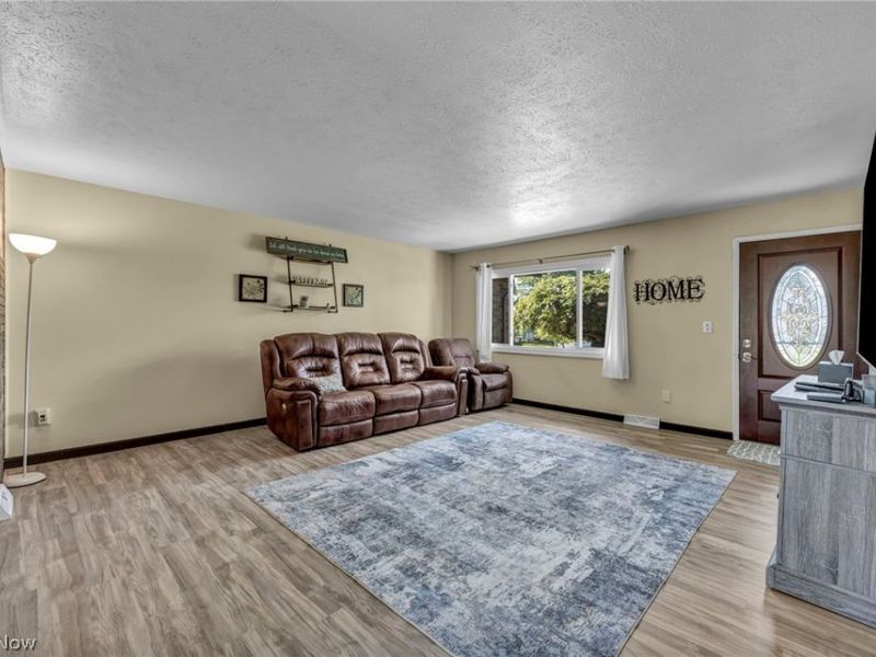 4195 Regal Avenue, Brunswick, OH 44212 Photo 6