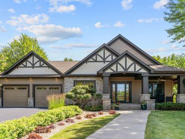 11334 Parkside Trail, Dayton, MN 55369