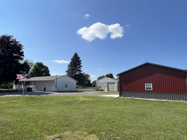 9270 Baker Road, Greenville, MI 48838