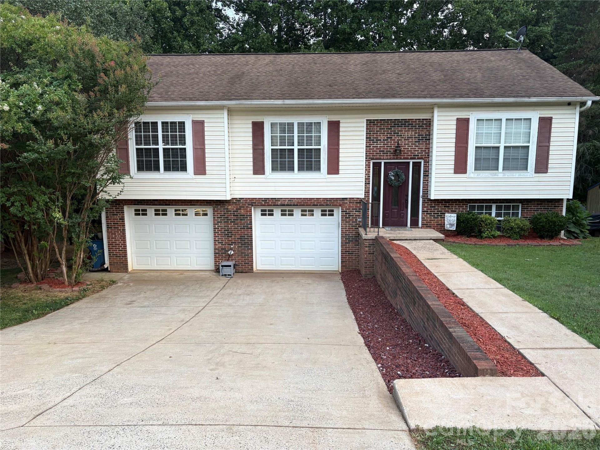 3105 Kay Street , Conover, NC 28613 Main Photo