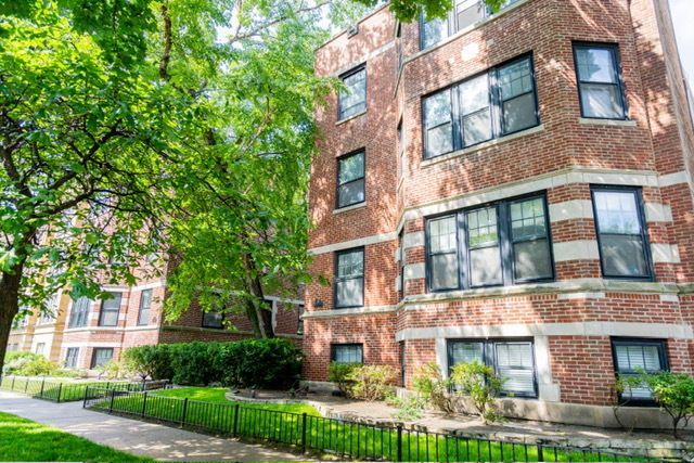 728 1/2 Hinman Avenue, Evanston, IL 60202