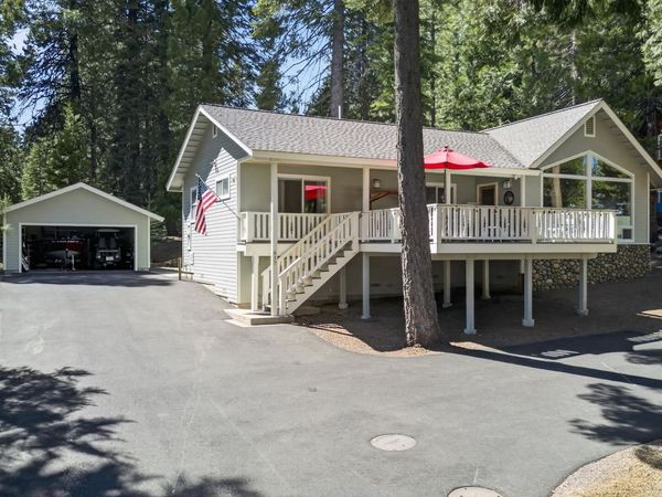 617 Pine Canyon Road , Lake Almanor, CA 00000