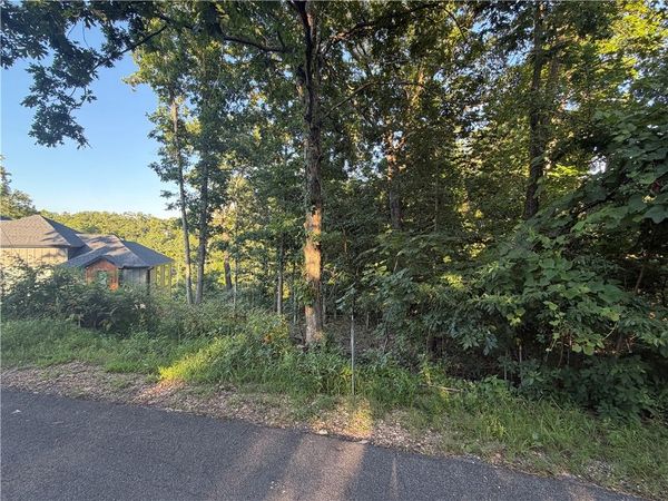 Brigadoon Drive , Bella Vista, AR 72715