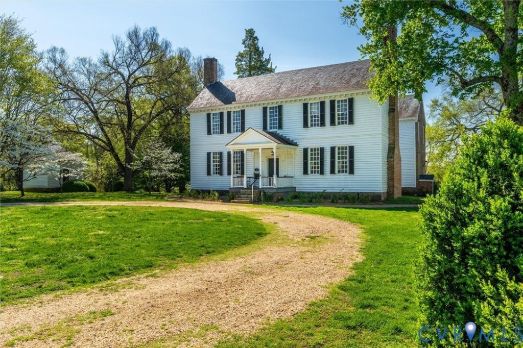 12601 River Rd Goochland, VA 23238