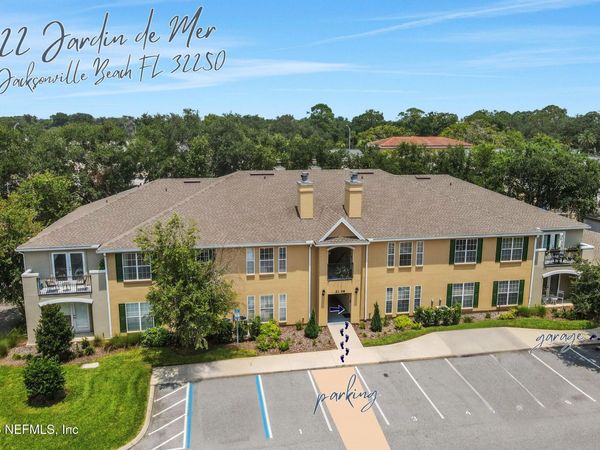 22 JARDIN DE MER Place, Unit 22, Jacksonville Beach, FL 32250