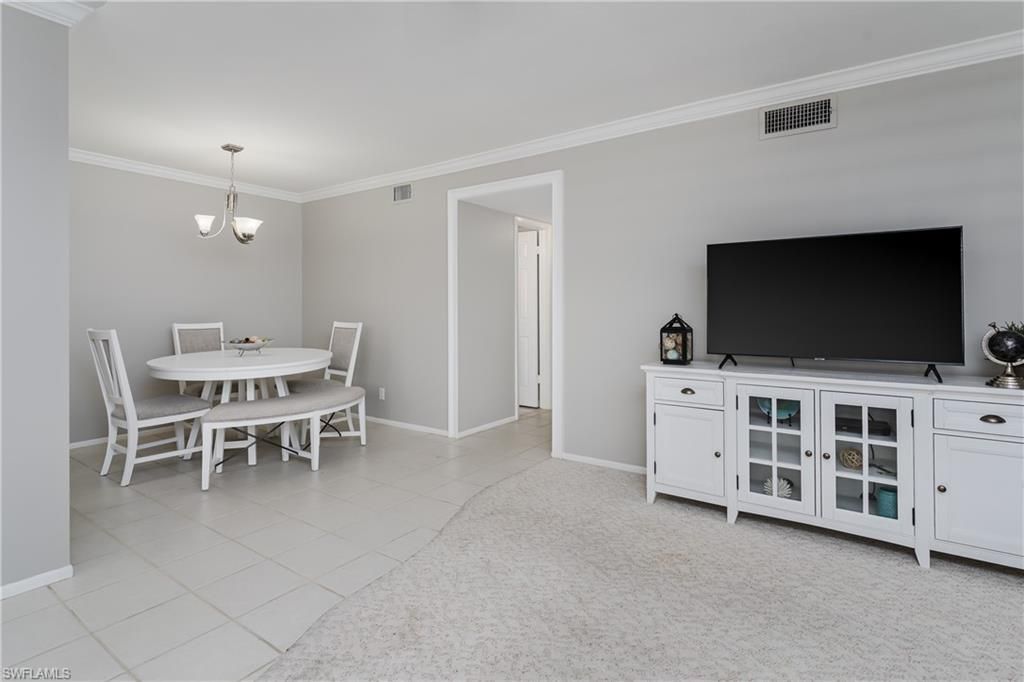 1100 Gulf Shore Blvd N, Unit 306, Naples, FL 34102 Photo