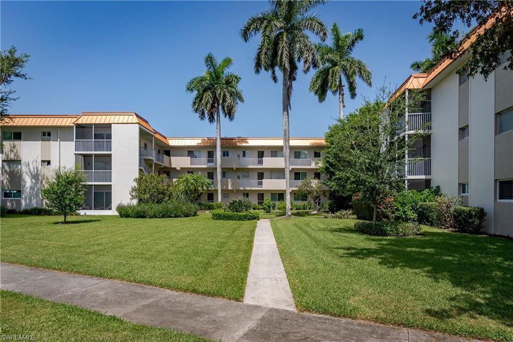 1100 Gulf Shore Blvd N, Unit 306, Naples, FL 34102 Photo