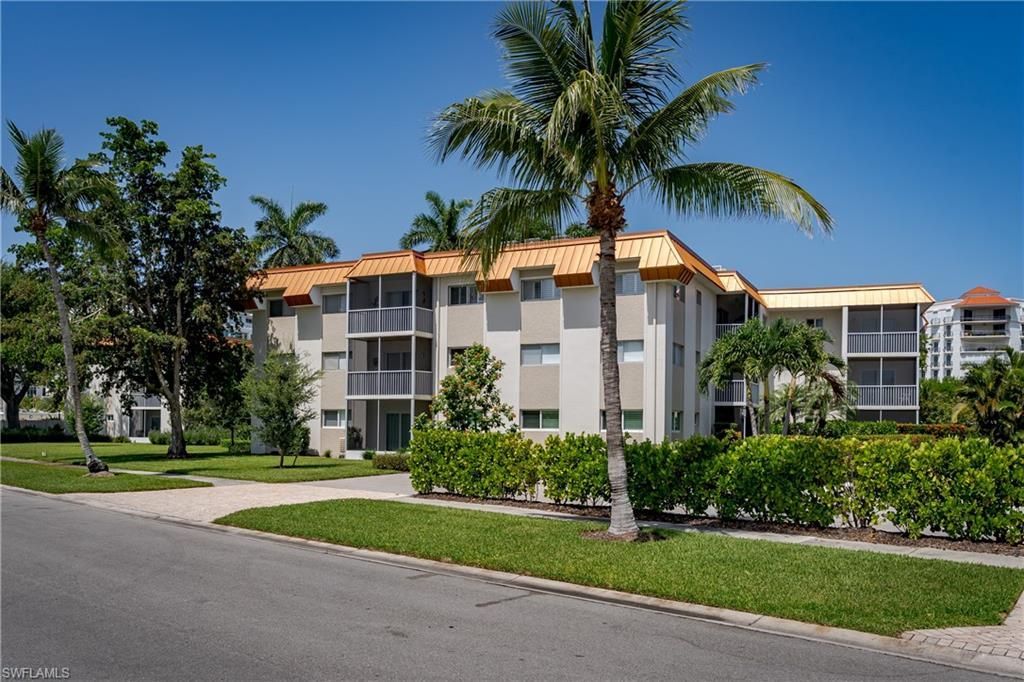 1100 Gulf Shore Blvd N, Unit 306, Naples, FL 34102 Photo