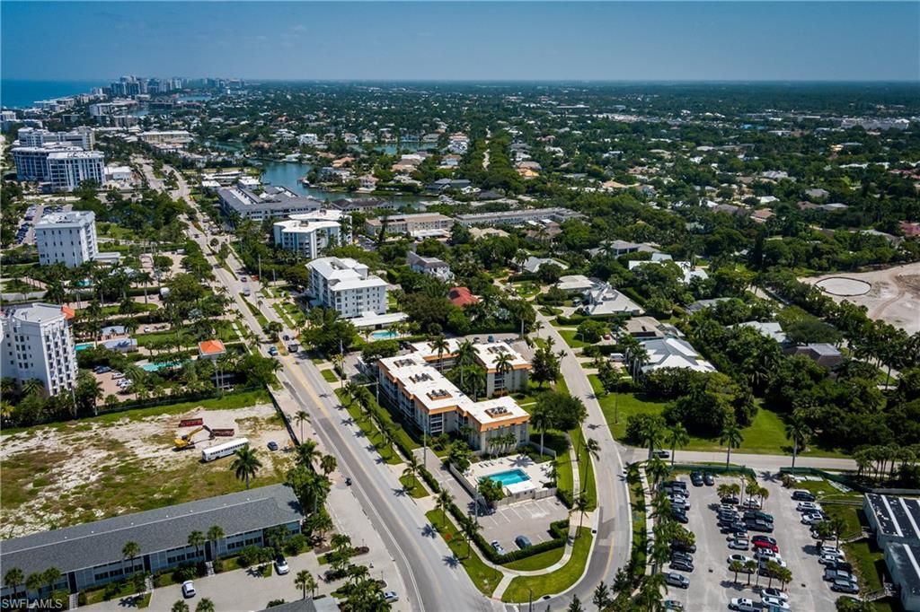 1100 Gulf Shore Blvd N, Unit 306, Naples, FL 34102 Photo