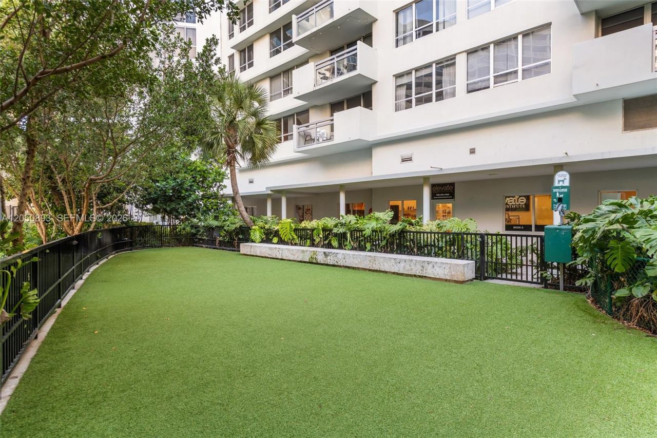 1500 Bay Rd, Unit 558S, Miami Beach, FL 33139 Photo