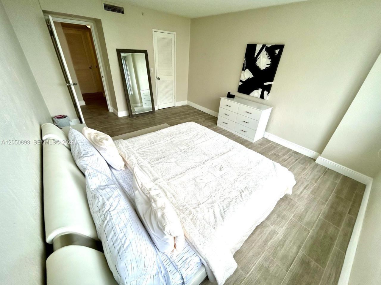 1500 Bay Rd, Unit 558S, Miami Beach, FL 33139 Photo