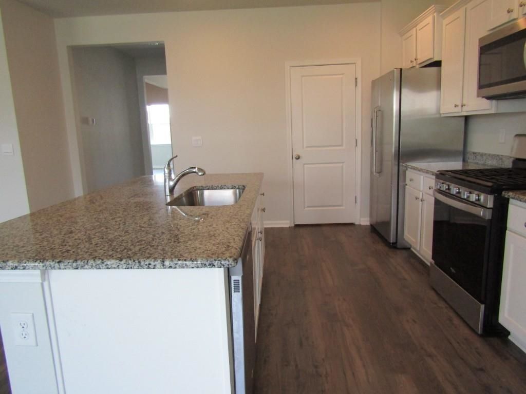2165 Ainsley Dr. Photo 12