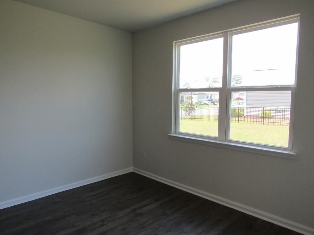 2165 Ainsley Dr. Photo 7