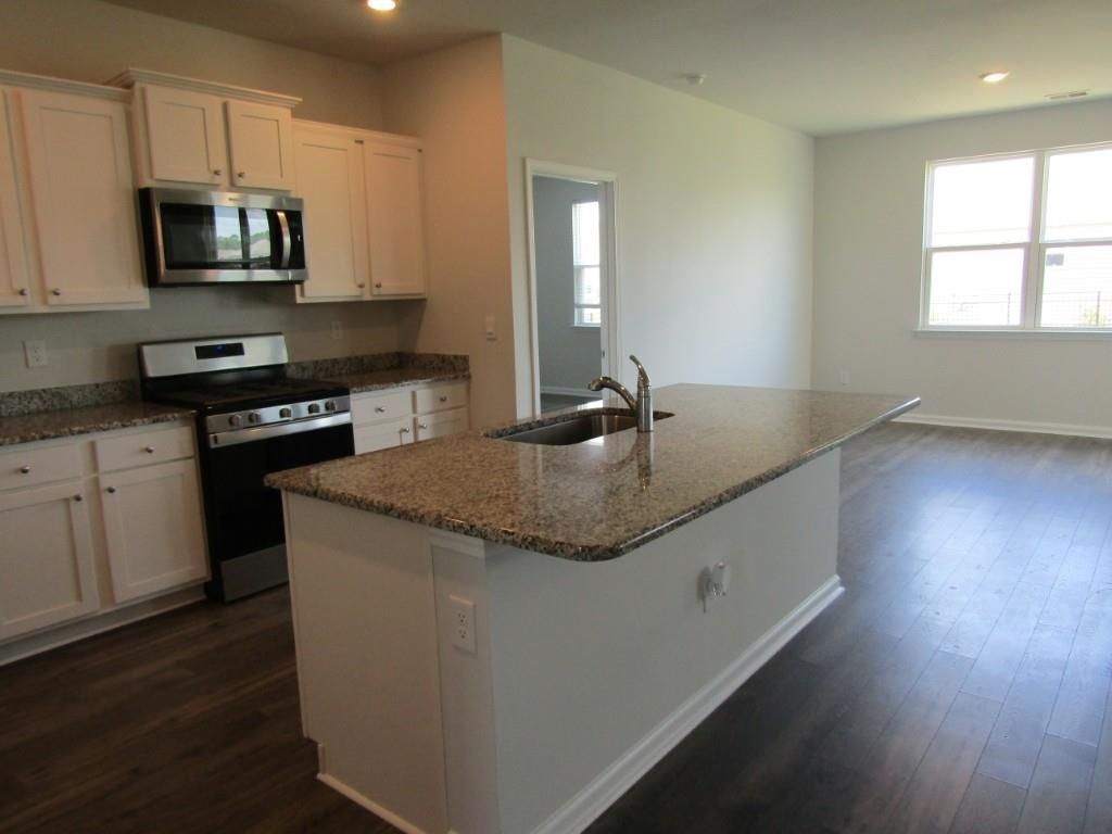 2165 Ainsley Dr. Photo 9