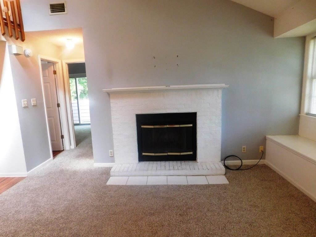 1202 Tiffany Ln.  Photo 5