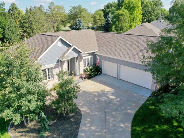 177 Windflower Bend, Dakota Dunes, SD 57049
