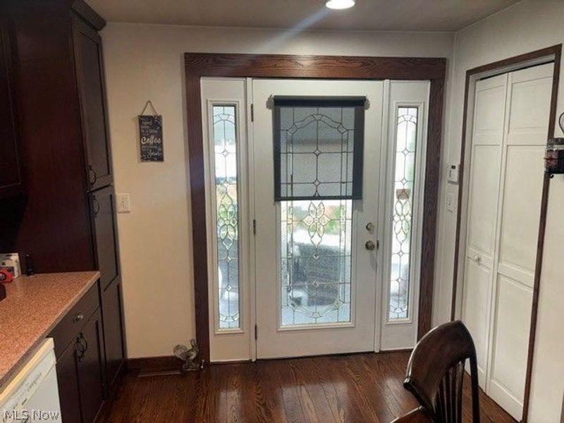 130 Lincoln, Niles, OH 44446 Photo 16