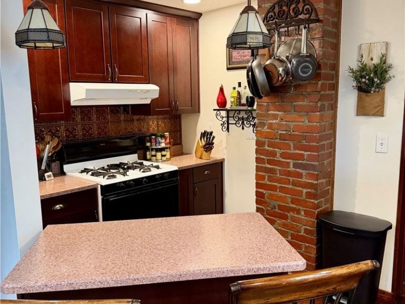 130 Lincoln, Niles, OH 44446 Photo 6
