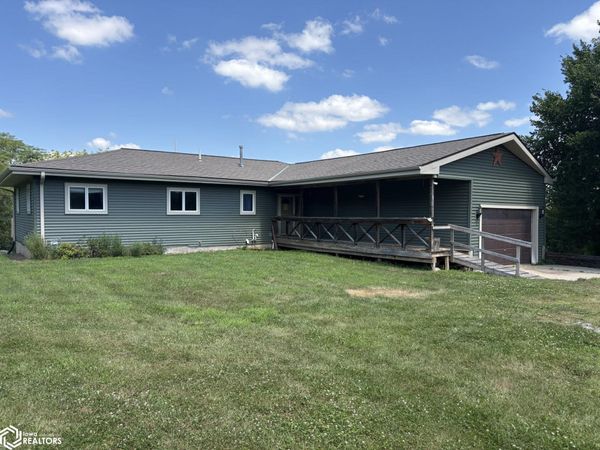 2795 G Avenue, Red Oak, IA 51566