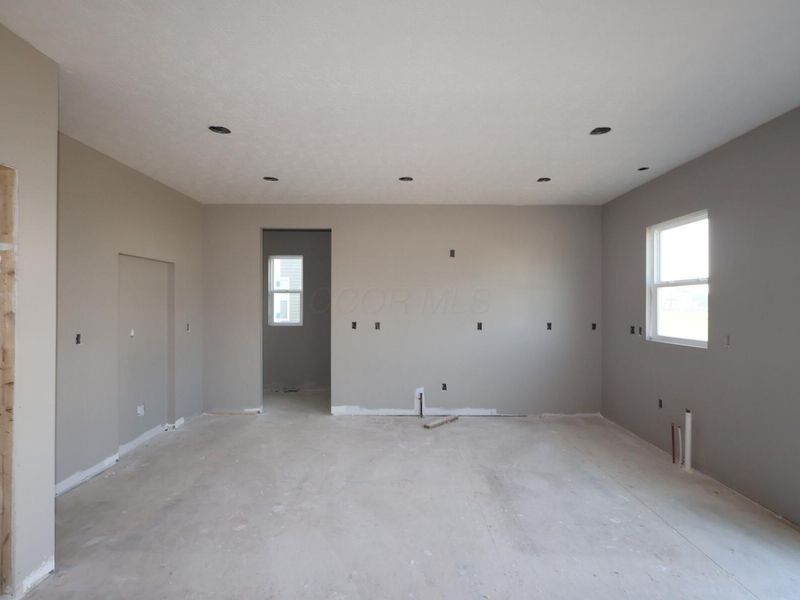 327 Beck Way, Galena, OH 43021 Photo 4