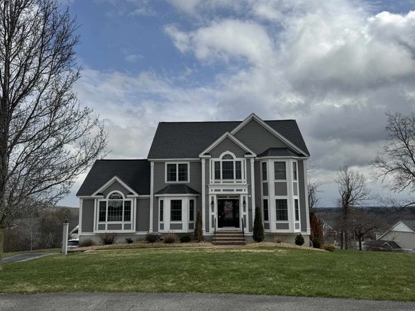 18 Bels Way, Unit 1, Newton, NH 03838