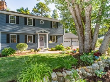 376 N Bend Drive, Manchester, NH 03104